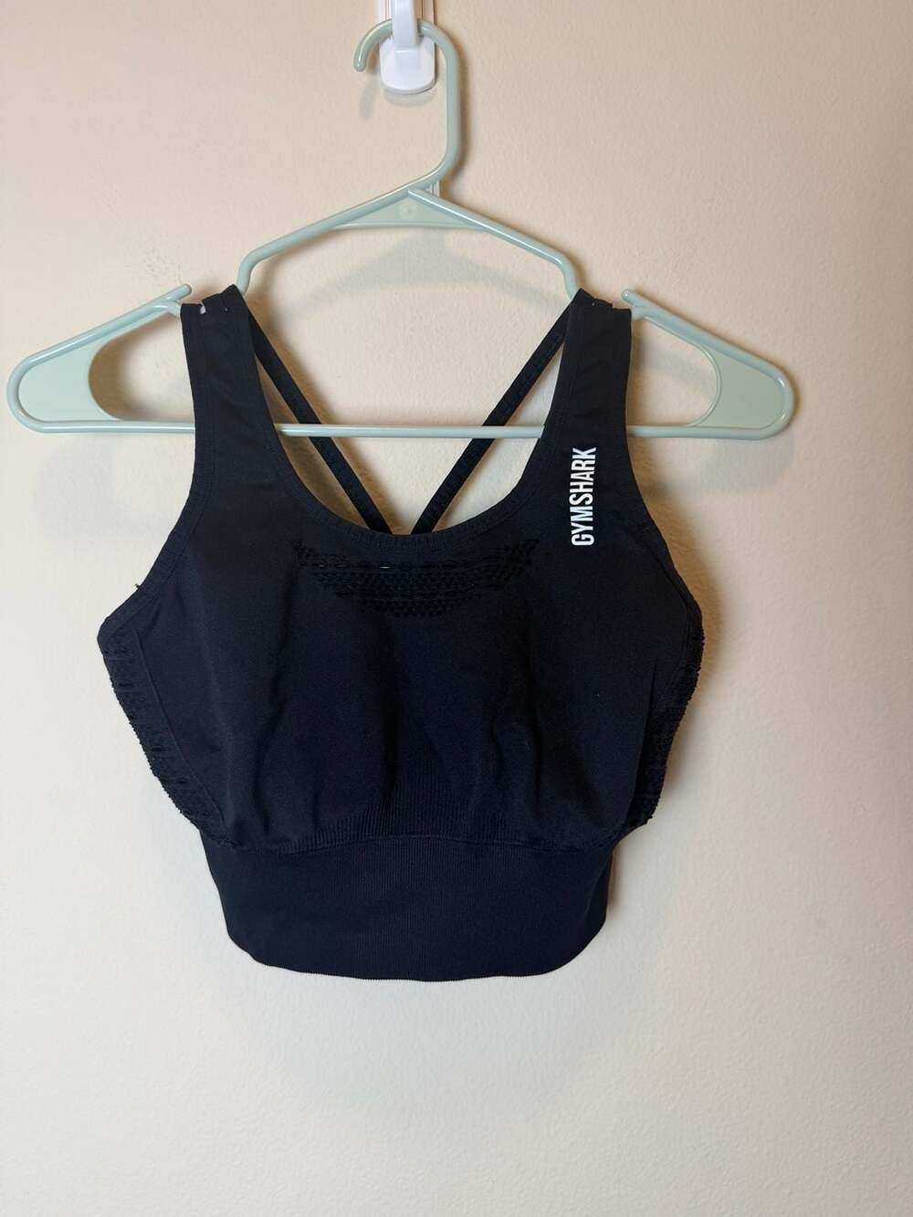 Gymshark Energy Seamless Crop Top Black Sports Bra Size S